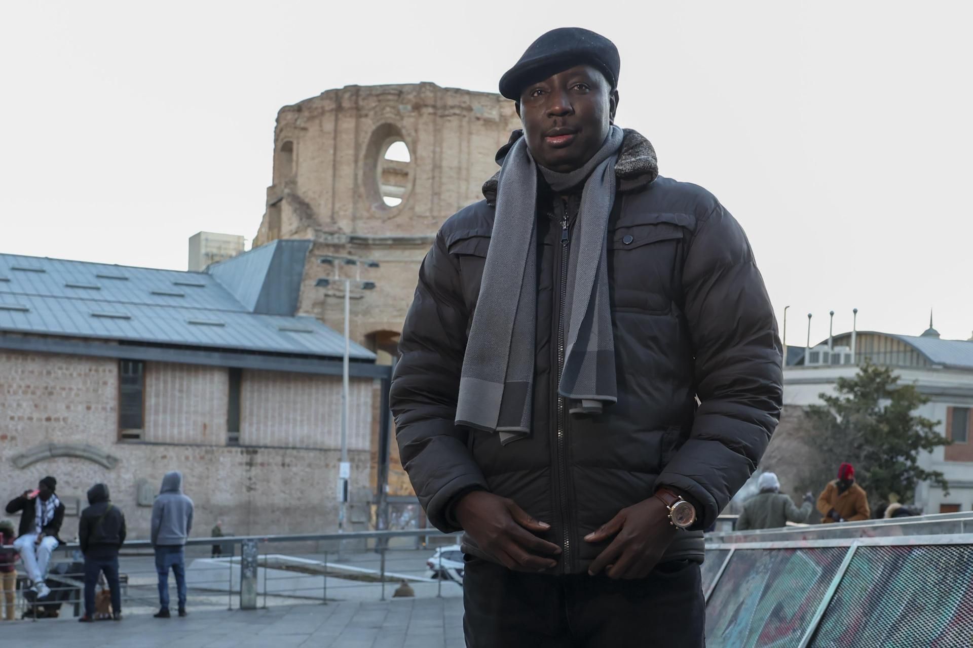 El secretario general de la Asociación de Inmigrantes Senegaleses en España, Ndiawar Seck, durante una entrevista con la Agencia EFE.