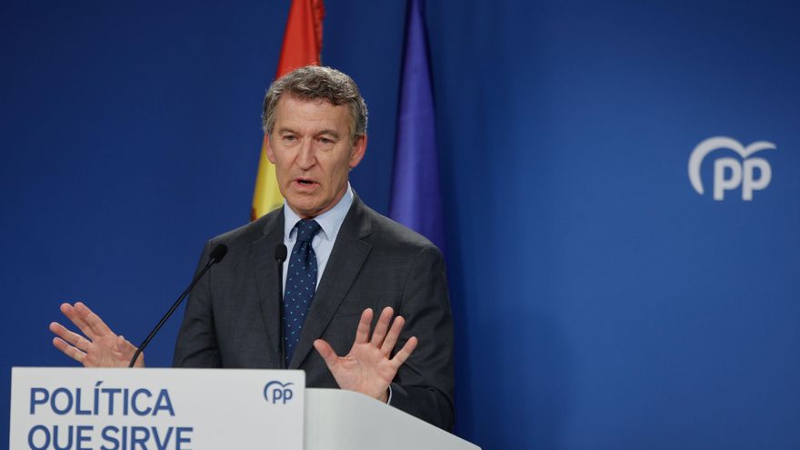 Feijóo ve "sospechoso" que Sánchez y Vox coincidan en pedirle una moción de censura