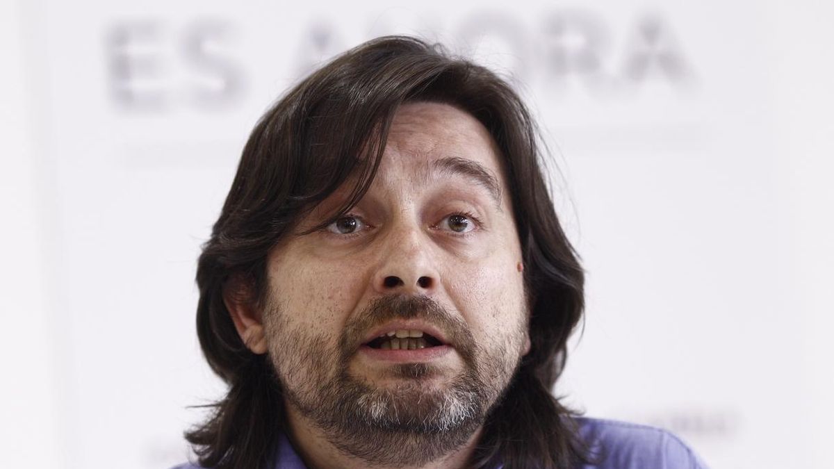 Mayoral avisa a los 'errejonistas' de que quien ataca a Iglesias intenta desmontar la única alternativa a Rajoy