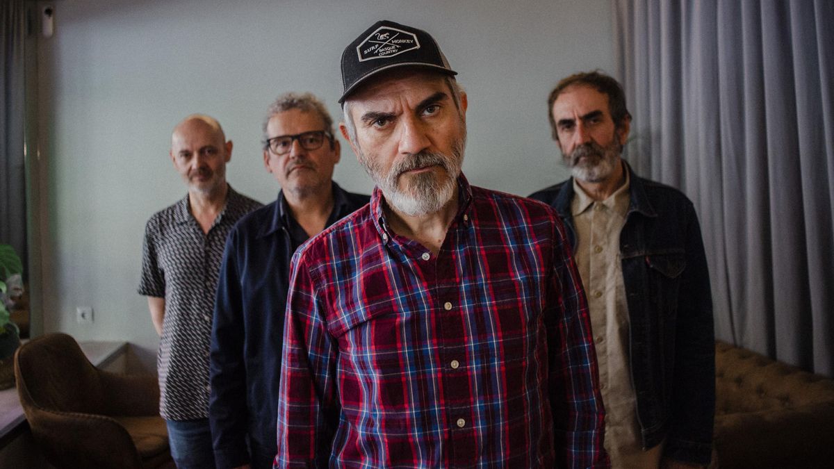 La banda albaceteña Surfin' Bichos vuelve al ruedo con nuevo disco 30 años después