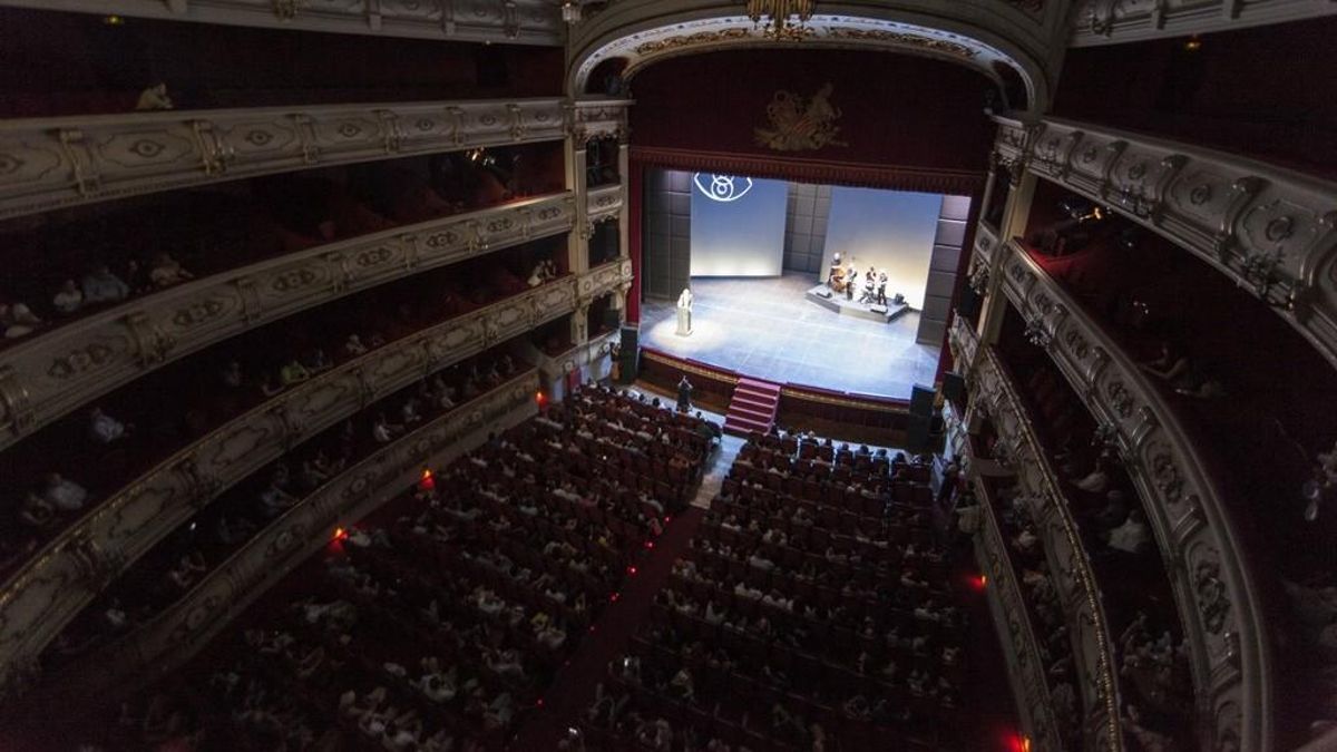 Los profesionales de las artes escénicas denuncian el menosprecio de la Generalitat a la producción valenciana