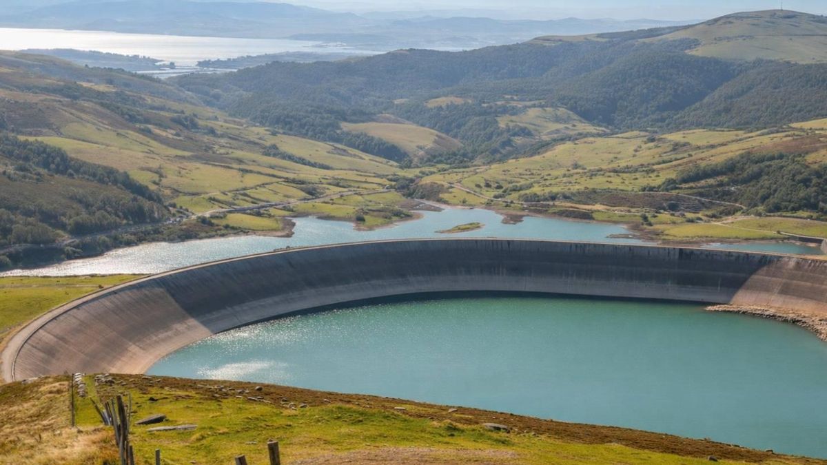 El Gobierno otorga la concesión de la ocupación de los terrenos para la ampliación de la central de Aguayo