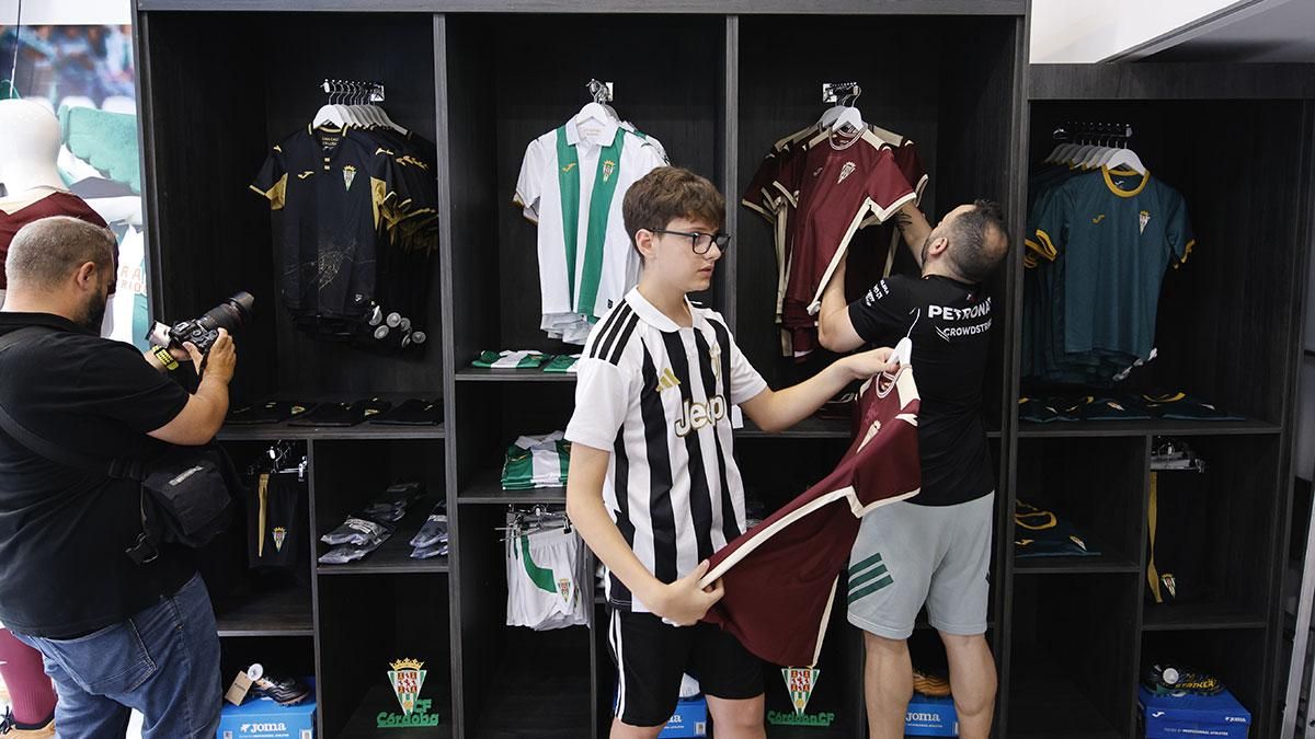 Salen a la venta las camisetas del Córdoba CF para la temporada 26-27