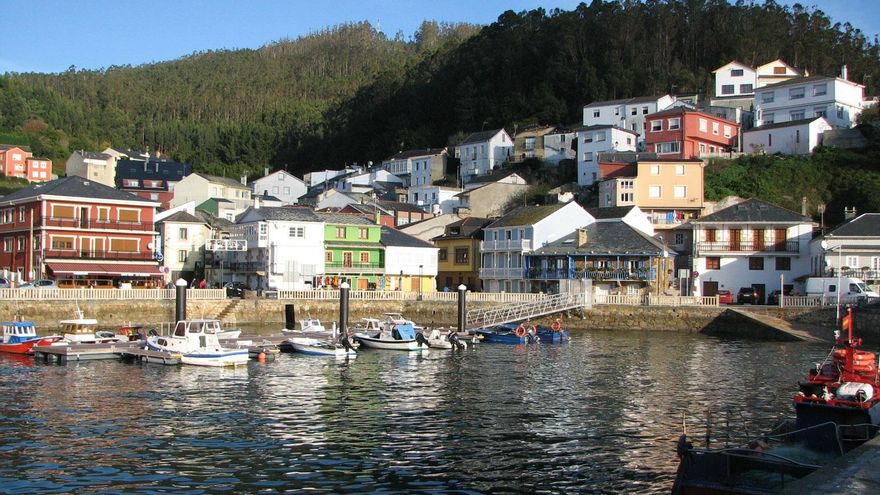 No es Cudillero, pero se le parece: el bonito pueblo marinero de Galicia al que hacer una pequeña escapada
