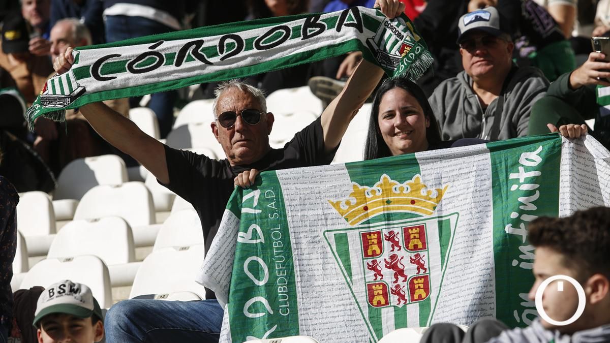 Grada Blanquiverde del Córdoba CF - SD Huesca