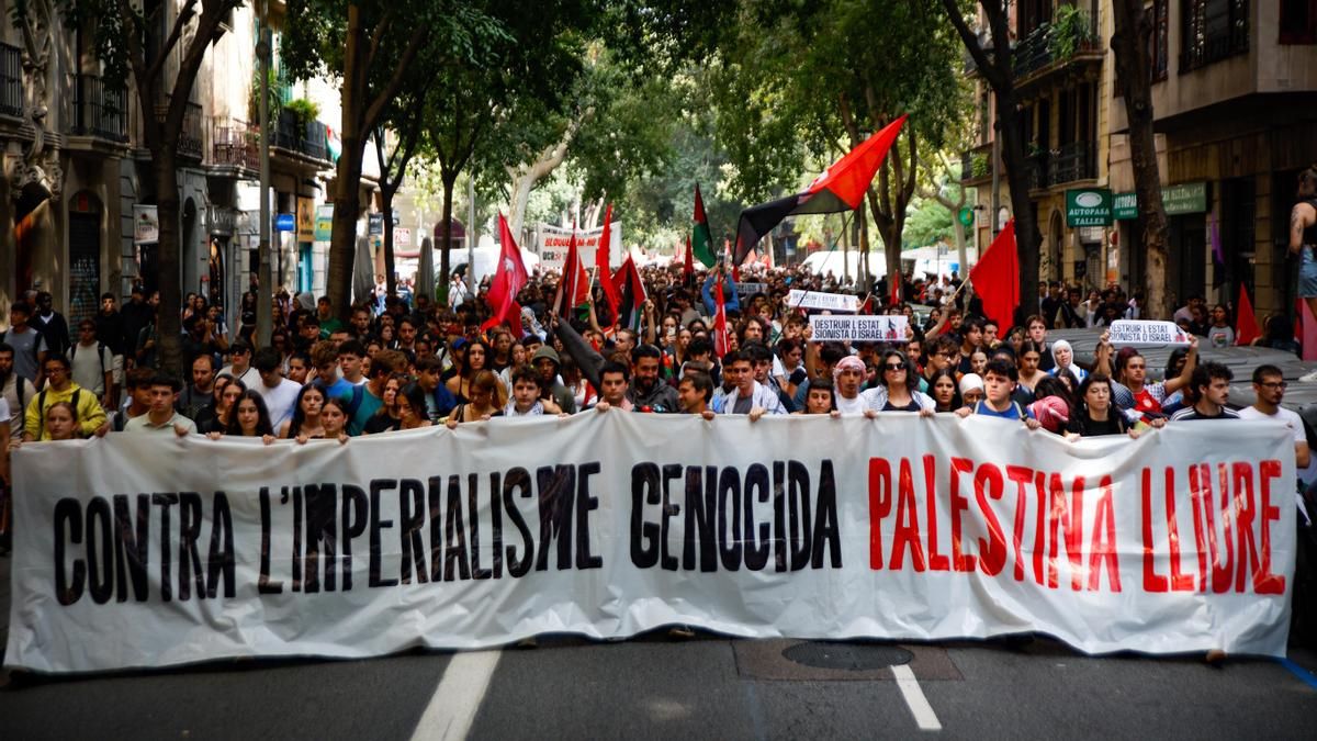 Demonstration for the flotilla in Barcelona.