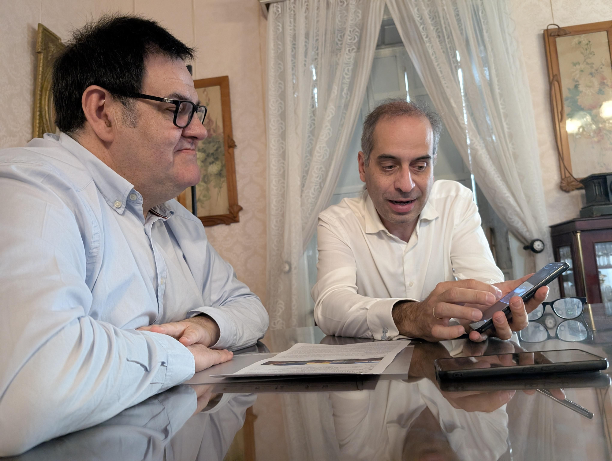 Francisco Prada y Héctor Izquierdo en Casa Tey. JOSÉ F. AROZENA