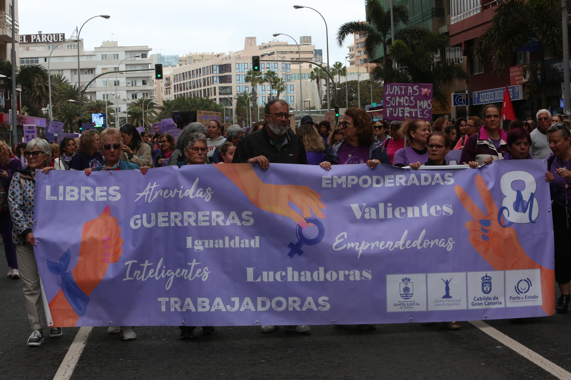 Así se vivió la manifestación por el 8M en Gran Canaria