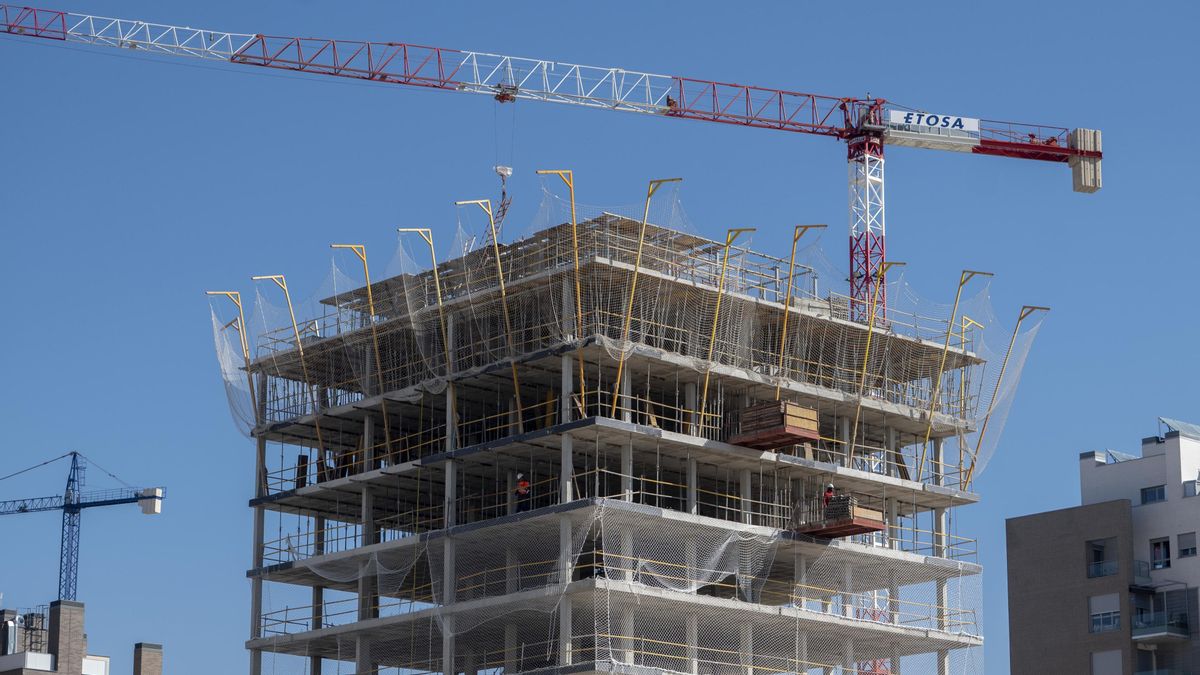 Edificios en construcción, como imagen de recurso.