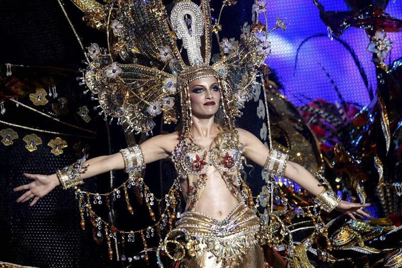 Gala de la Reina en Santa Cruz