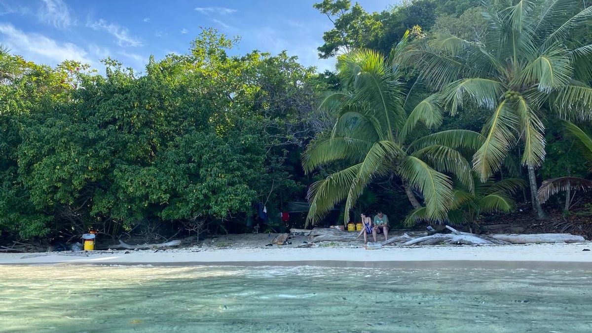 Playa Coco, nuestra ubicación en los Cayos Cochinos