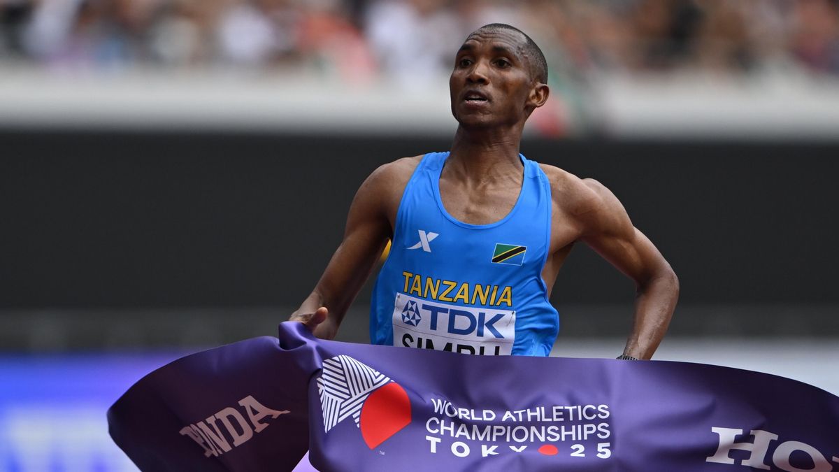 El ganador Alphonce Felix Simbu de Tanzania