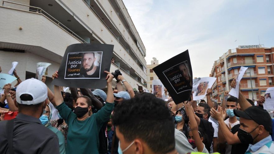 De cochinos muertos en mezquitas al asesinato a quemarropa de Younes: relatos de la escalada racista en la Región de Murcia