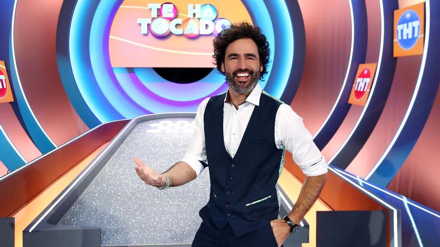 Raúl Gómez: "'Te ha tocado' no se enfrentará al Rosco, pero espero convivir mucho tiempo a la vera de Roberto Leal"