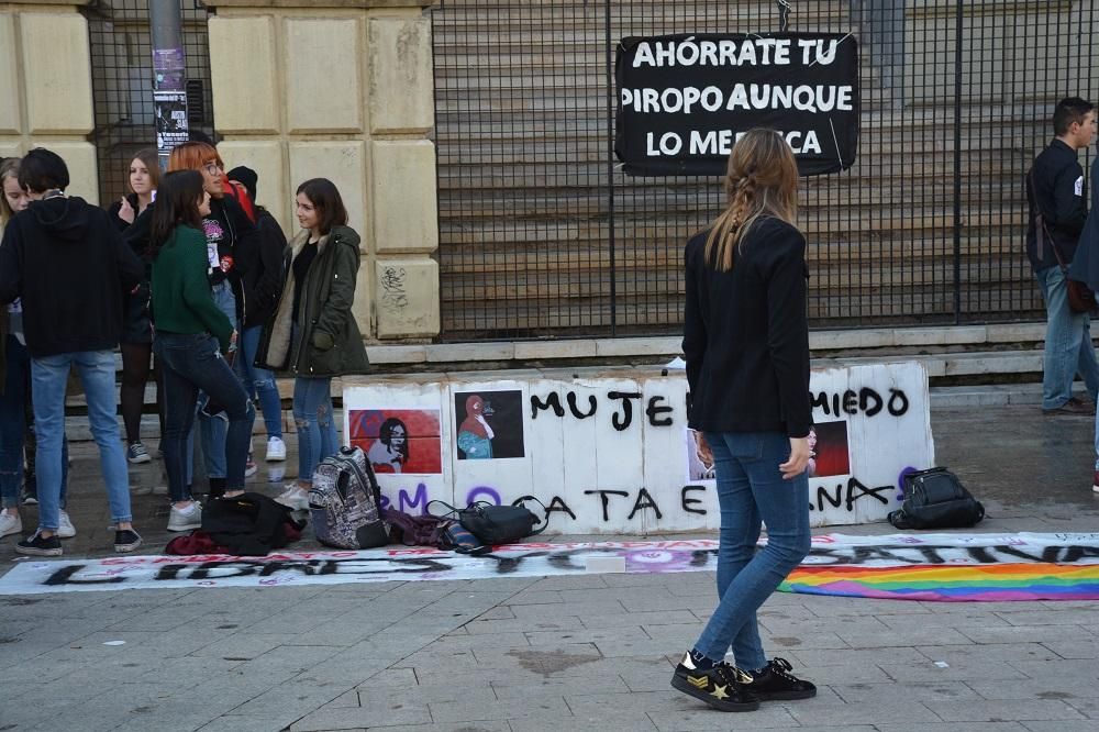 Concentración estudiantil. Huelga Feminista 8M Murcia (02)