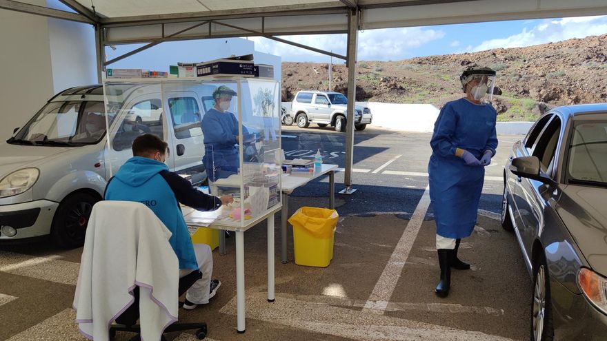 Puesto temporal para la realización de PCR en Lanzarote