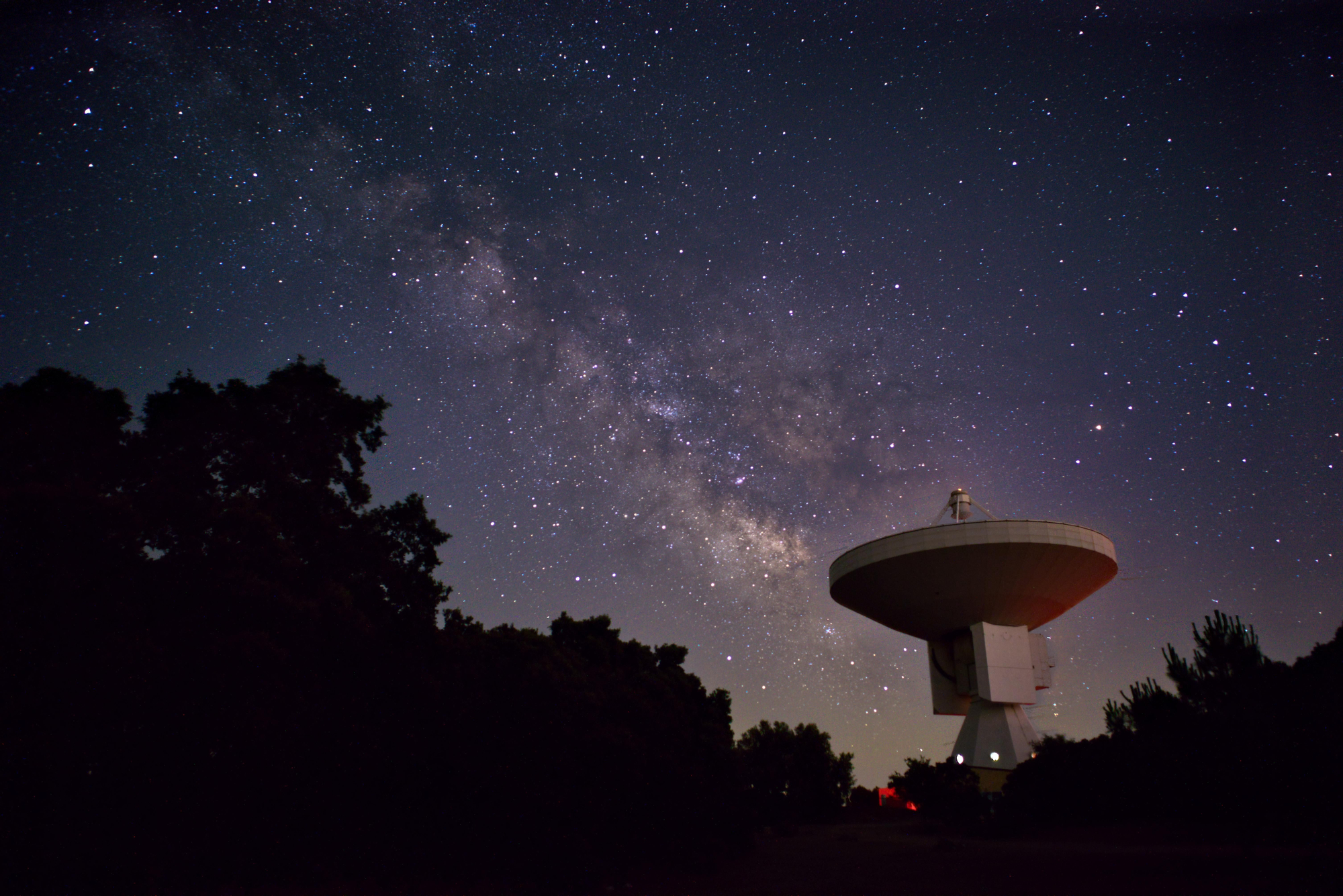 Radiotelescopio de 40 metros de diámetro del Observatorio Astronómico de Yebes (Guadalajara)