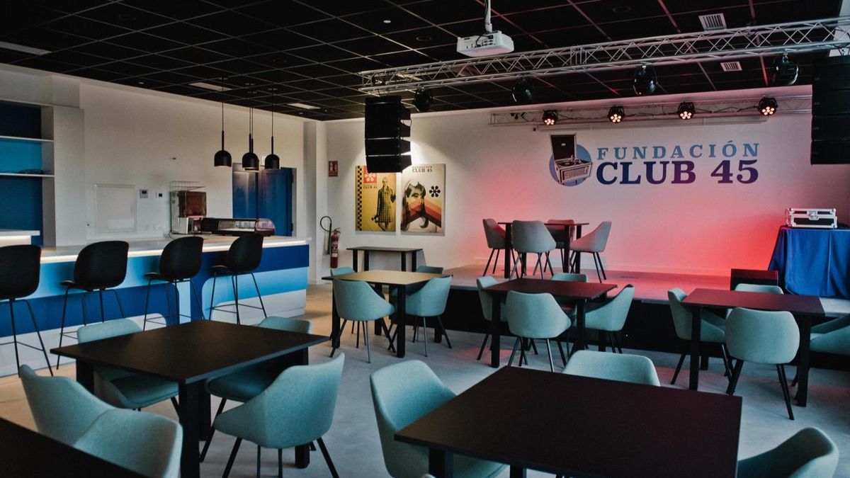 Sala multiusos de la Fundación Club 45.