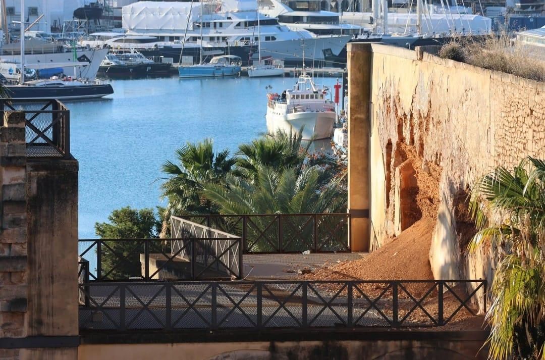 El Baluard de Sant Pere, tras el derrumbe de la torre medieval