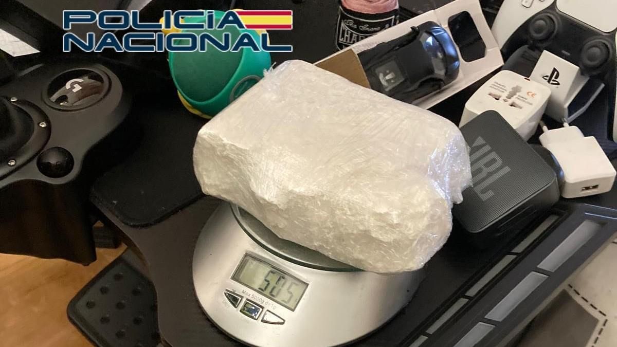 Tres detenidos por tráfico de drogas en San Andrés del Rabanedo con más de medio kilo de cocaína