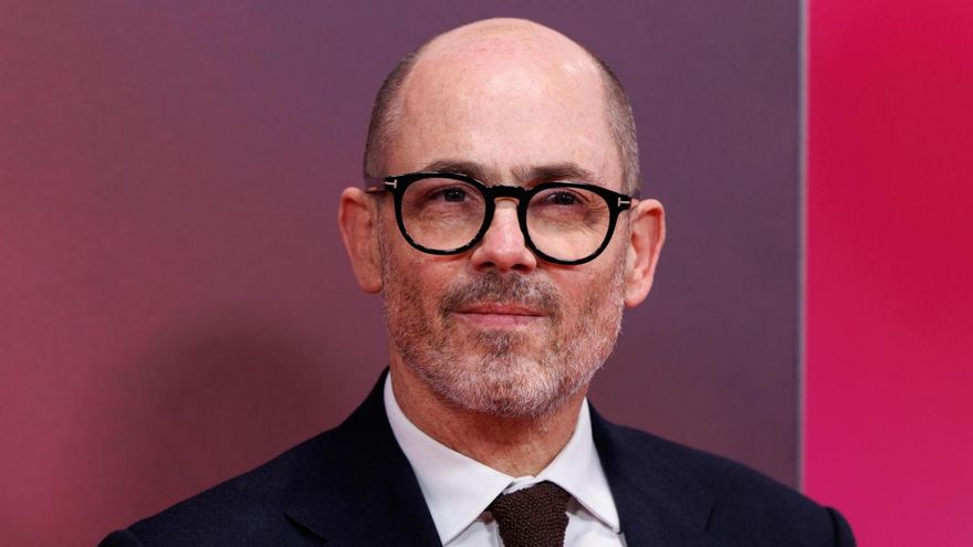 Edward Berger revuelve el Vaticano en 'Cónclave': "La Iglesia está plagada de escándalos sexuales porque es idiota pensar que el celibato funciona"