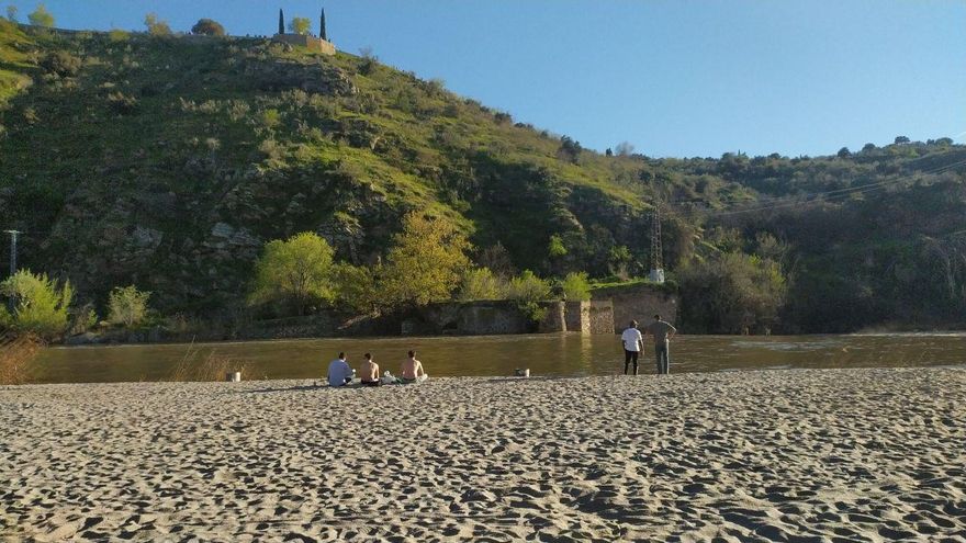 Vaya, vaya, a Toledo le ha 'salido' una playa: "La decisión está tomada, vamos a continuar con ella"