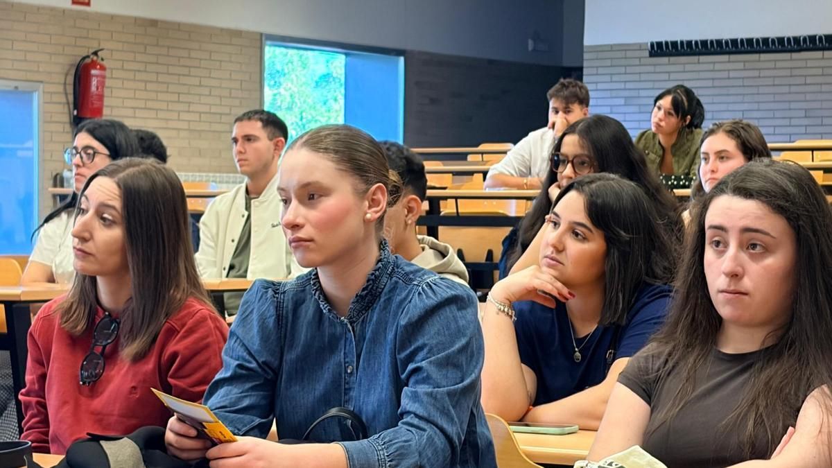 El Campus de Ponferrada crece en nuevas matrículas y comienza el curso ya por encima del millar de alumnos