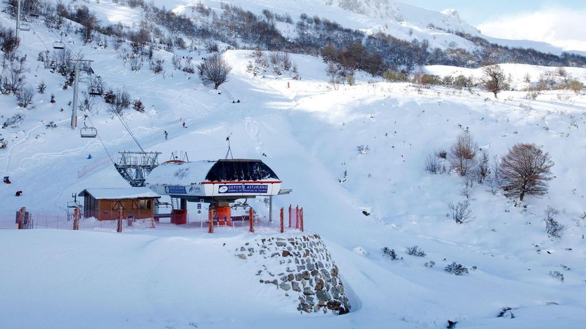 Asturias avanza hacia la futura unión física de Fuentes de Invierno con la estación de esquí de San Isidro en León