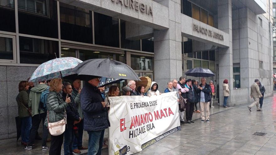 Un trabajador enfermo de cáncer de pulmón por contacto con amianto reclama a Feve-Renfe 317.547,57 euros