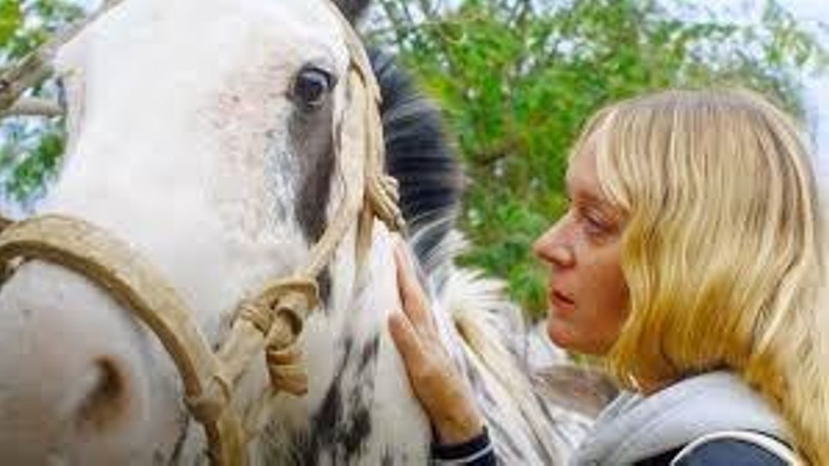 "Magic Farm", película de Amalia Ulman.