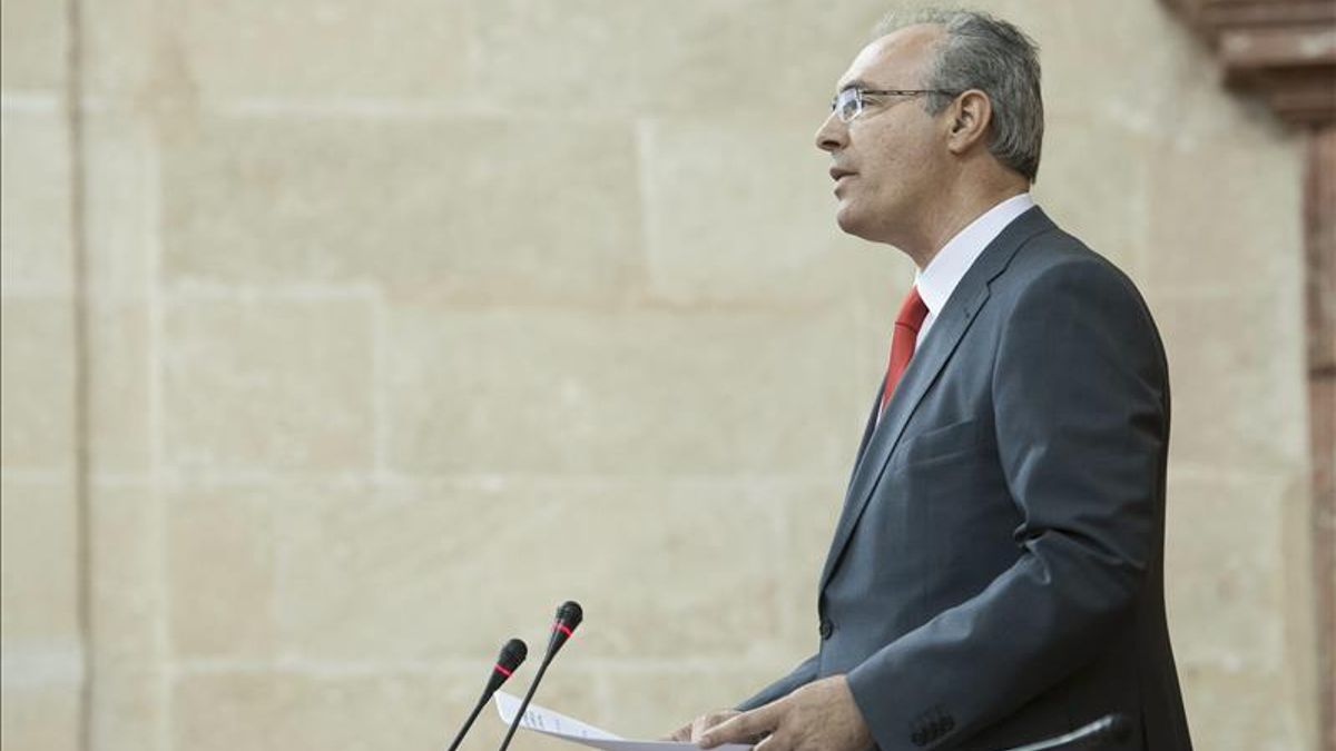 El presidente de la Cámara hará una ronda de consultas para la investidura la última semana del mes