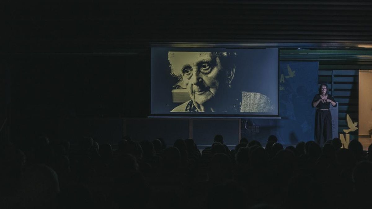 Proyección del documental 'Sacar a la luz. La memoria de las rapadas', dirigido por Gema y Mónica del Rey Jordá y María Dolores Martín-Consuegra Martín-Fontecha