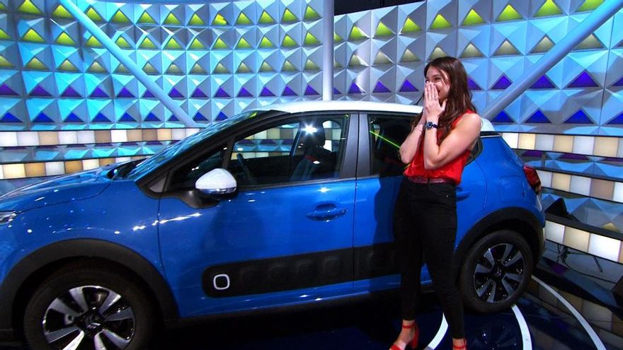 'La Ruleta' regala "por fin" su coche a una concursante gracias a las "porciones" ocultas del panel