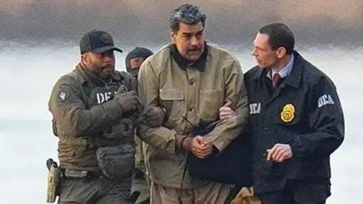 Nicolás Maduro, al ser trasladados rumbo a Nueva York el pasado 3 de enero.