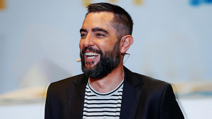 Dani Mateo pide apoyo a la sanidad pública tras faltar a 'Zapeando' por enfermedad: "Nos va la vida en ello"