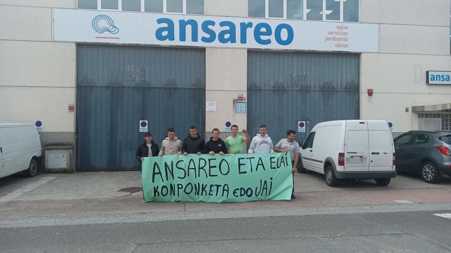 Hondarribia sanciona con 18.000 euros a la subcontrata de jardinería mientras la plantilla continúa en huelga