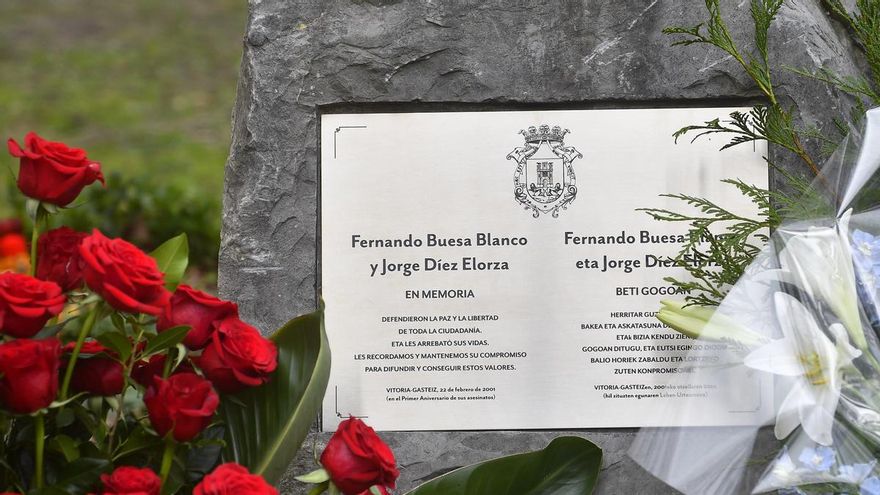 ETA y la matanza de Atocha: compasión y memoria el 21 de febrero en Vitoria en el aniversario del asesinato de Fernando Buesa y Jorge Díez