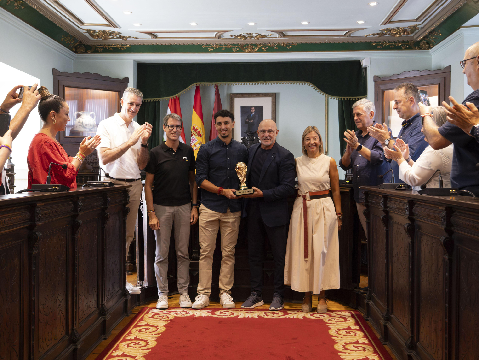 Homenaje al seleccionador Luis de la Fuente en Haro tras la victoria en el Mundial de fútbol