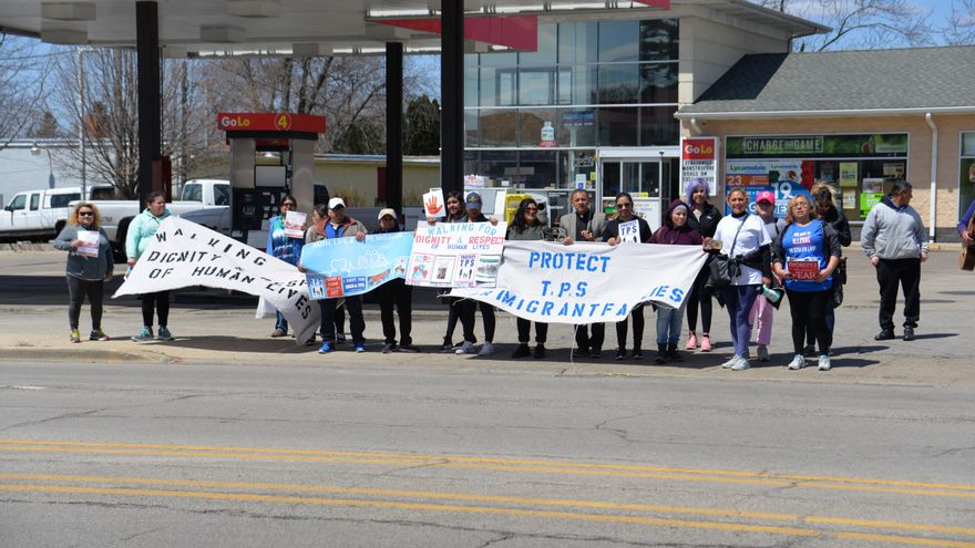 Urgen a los republicanos a apoyar la ley que posibilita la ciudadanía en EEUU a los beneficiarios del TPS