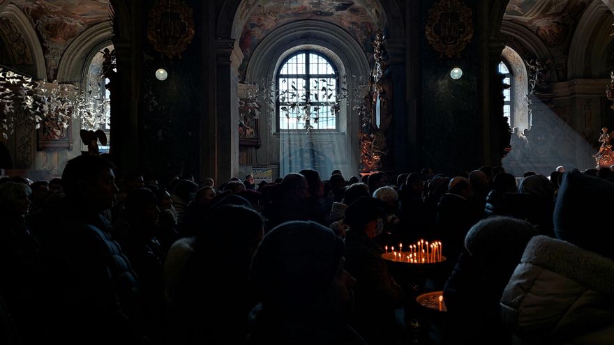 Ucrania empieza a llorar a los caídos de la nueva vieja guerra