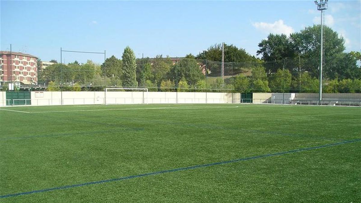 Los árbitros de fútbol de Bizkaia denuncian agresiones físicas e insultos: "A ver si te mueres, te tenían que matar"