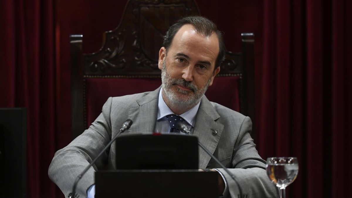 La caída de Orbán desata la ironía de la izquierda sobre el viaje del líder ultra del Parlament balear a Hungría: "Ha tenido un gran impacto"