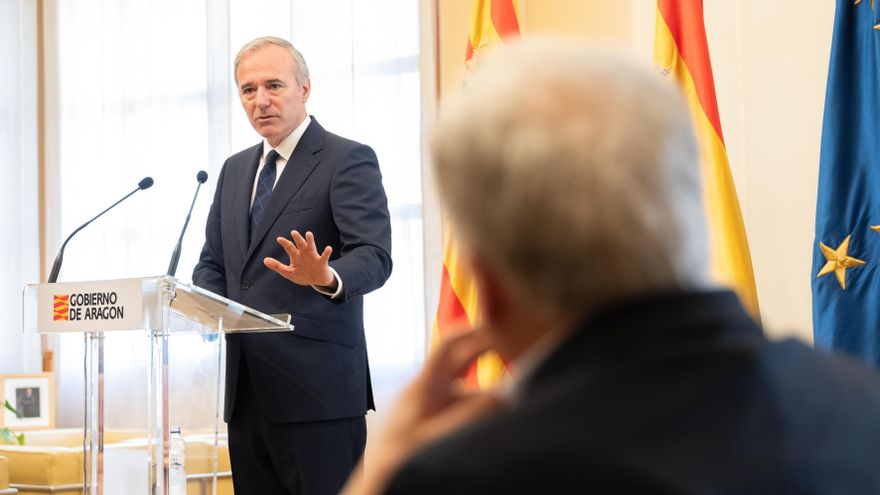 Azcón reestructura su Gobierno y lamenta el portazo de Vox: “Hemos mejorado la vida de los aragoneses”