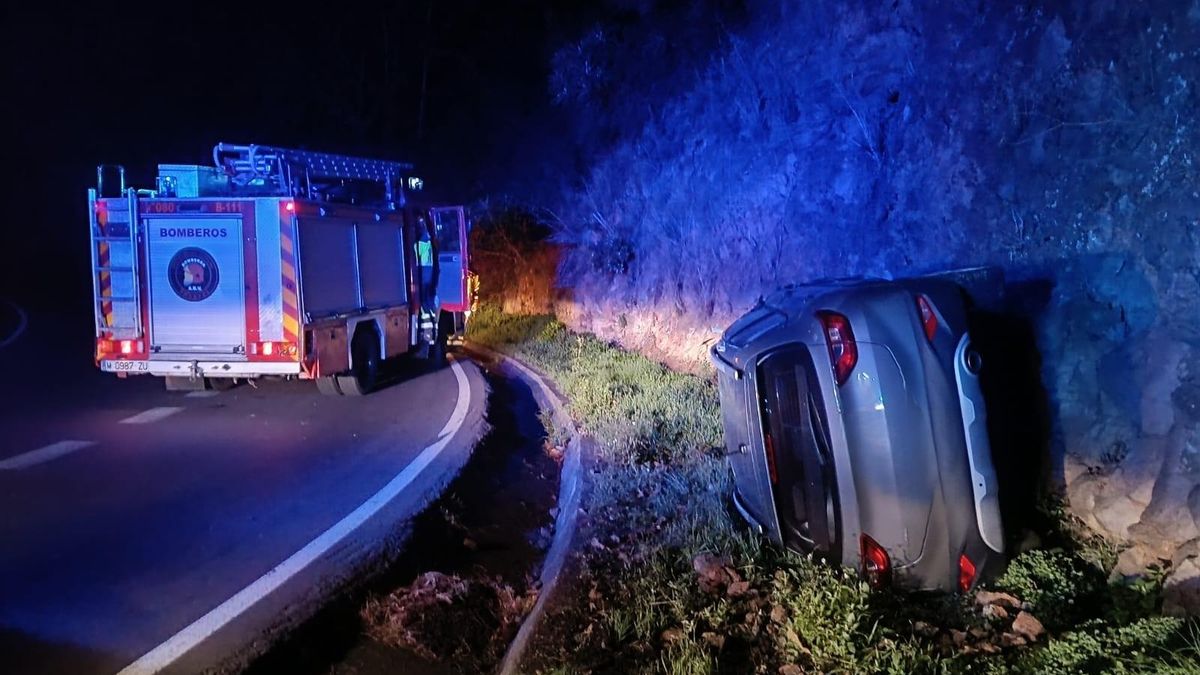 Herido tras el vuelto de un vehículo en el tramo de Botazo de la carretera LP-3
