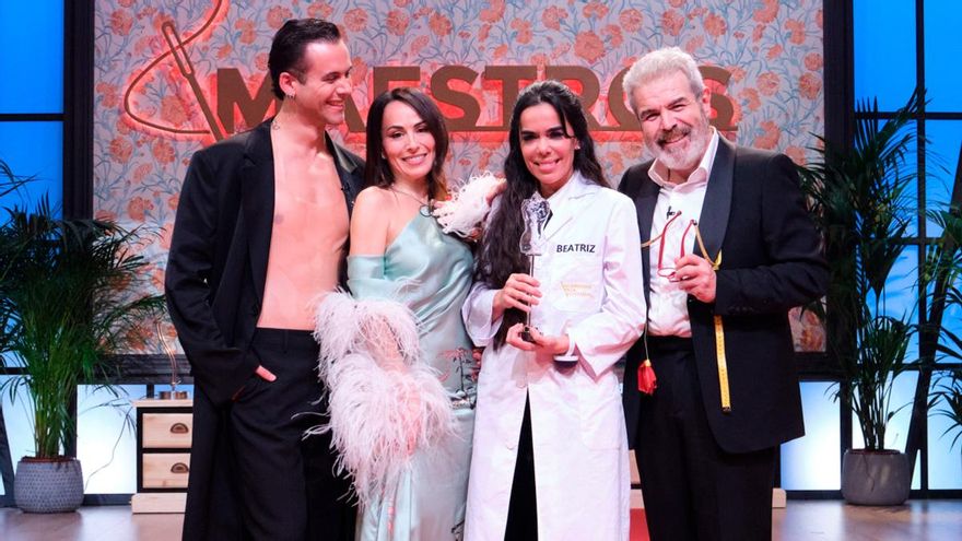 Beatriz Luengo gana 'Maestros de la costura Celebrity' tras un duelo fratricida de 'UPA' y rompe un mito de los talents