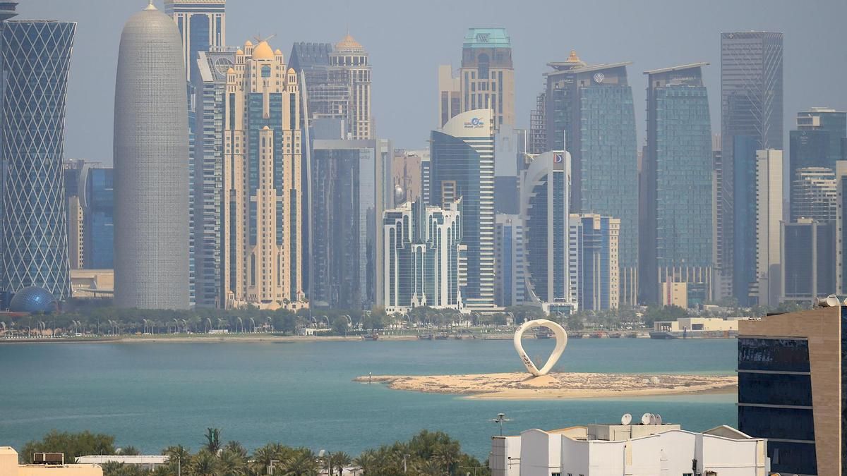 Incertidumbre y miedo entre los andaluces, en vilo para ser evacuados en Doha: "Esperamos mientras caen bombas"