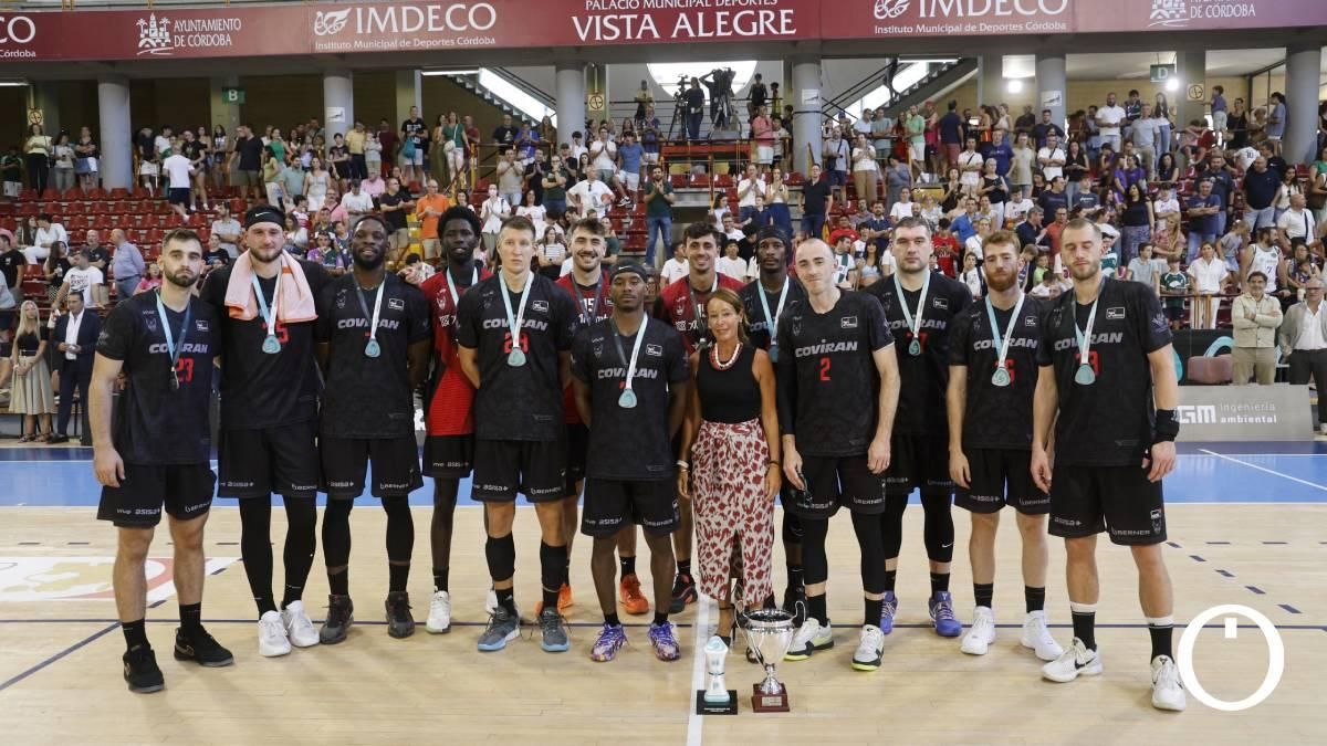 Covirán Granada, subcampeón de la Copa de Andalucía