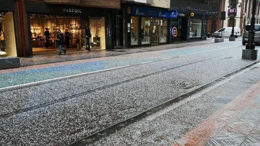 La granizada en la calle Alcázar de Toledo de León.