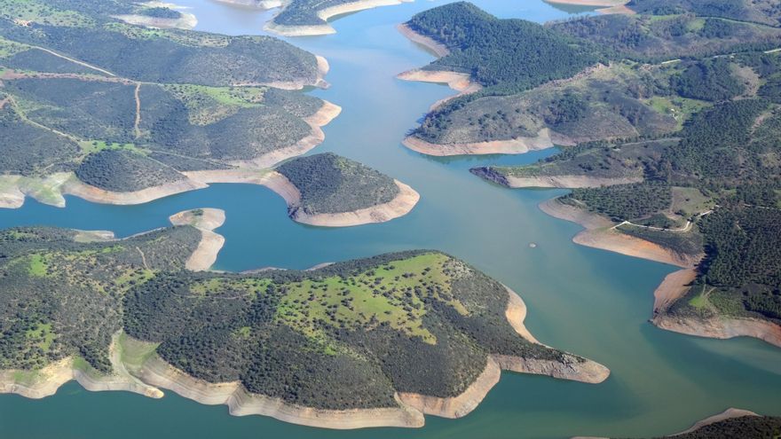 Día Mundial del Agua: los pantanos y embalses más bonitos de España