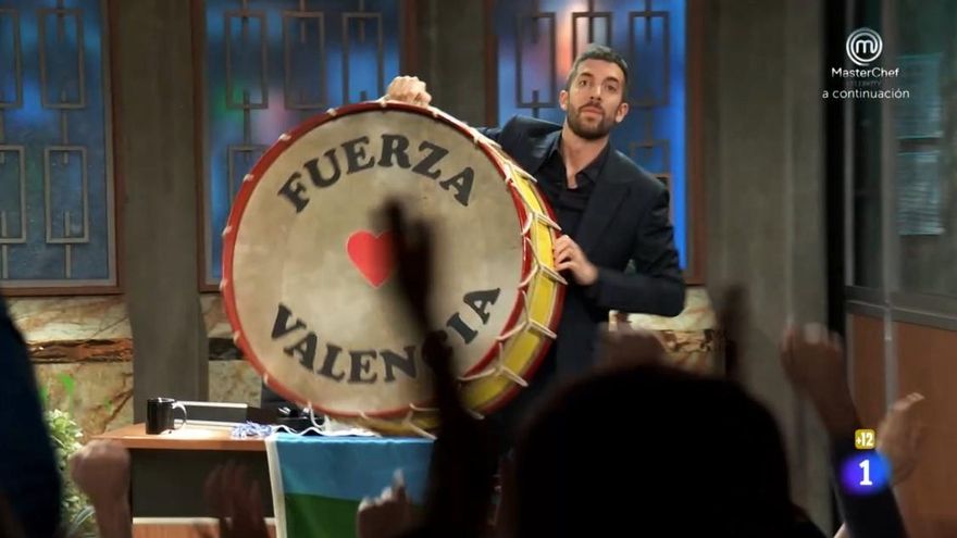 El mensaje de Broncano al regresar con 'La Revuelta' tras suspenderse por la DANA: "Hemos dudado hasta qué hacer"